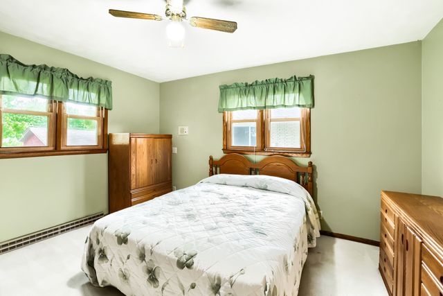405 Baldwin Avenue, Waukegan, IL 60085