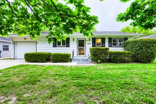 405 Baldwin Avenue, Waukegan, IL 60085