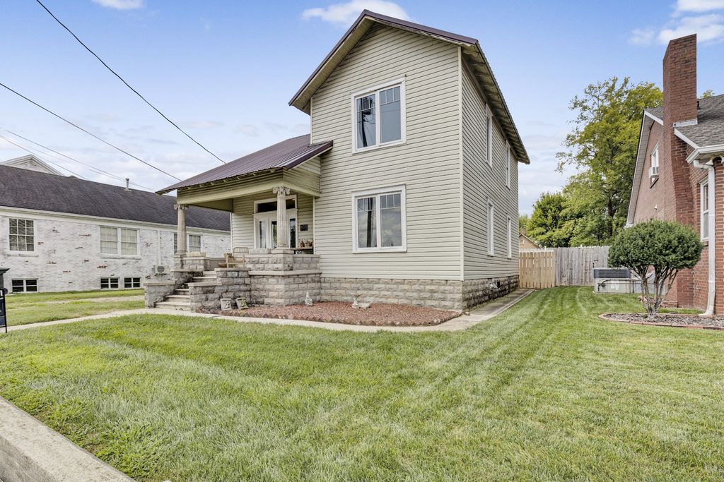 409 N Oak St, Springfield, TN 37172