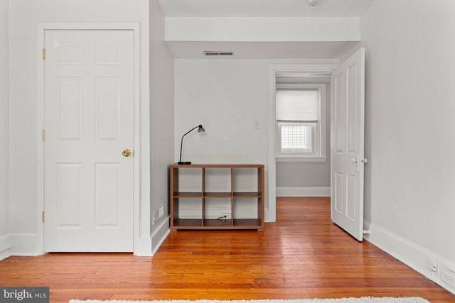 1106 COUNTY LINE RD, Bryn Mawr, PA 19010