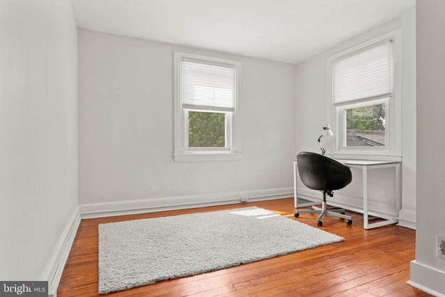 1106 COUNTY LINE RD, Bryn Mawr, PA 19010