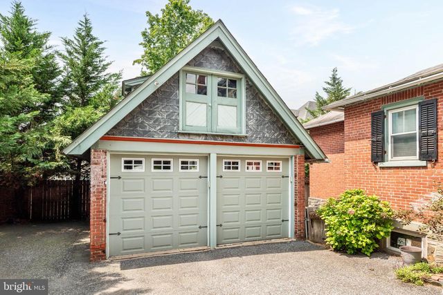 1106 COUNTY LINE RD, Bryn Mawr, PA 19010
