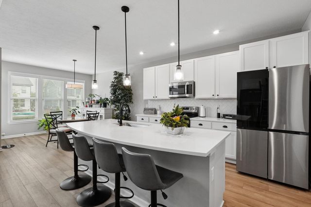 6051 Lavender Fields, Grove City, OH 43123