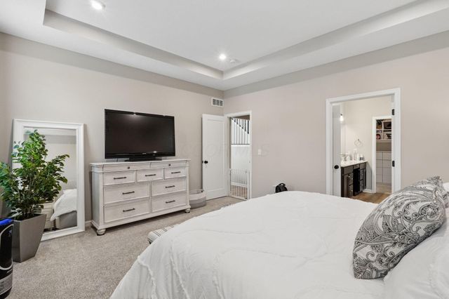 6051 Lavender Fields, Grove City, OH 43123