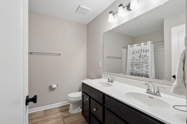 6051 Lavender Fields, Grove City, OH 43123