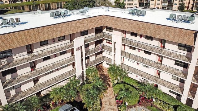 10145 Sunrise Lakes Blvd 403, Sunrise, FL 33322