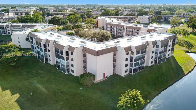 10145 Sunrise Lakes Blvd 403, Sunrise, FL 33322