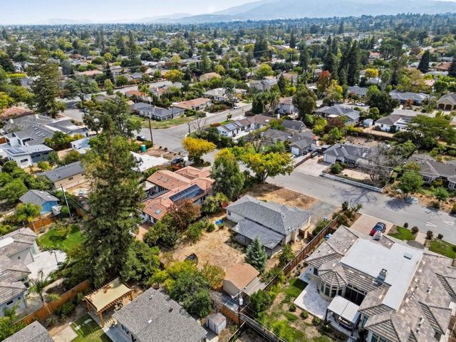 18613 Devon Avenue, Saratoga, CA 95070