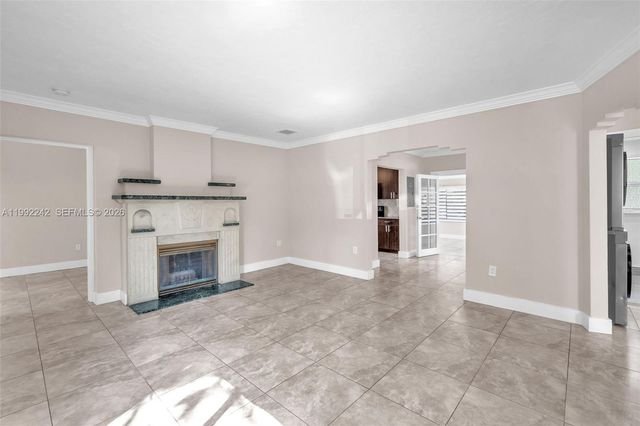 2537 SW 15th St, Miami, FL 33145