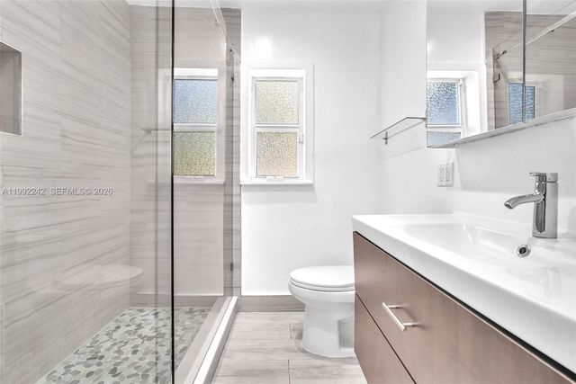 2537 SW 15th St, Miami, FL 33145