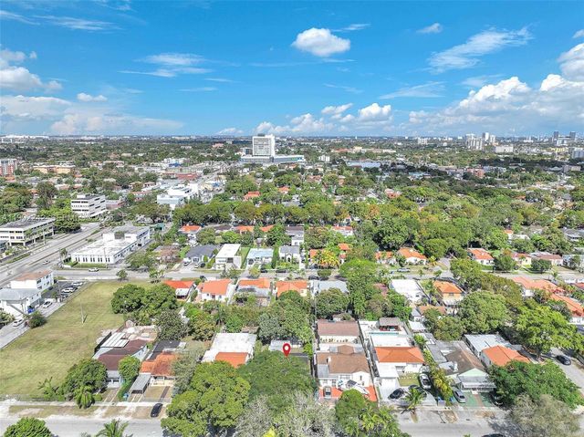 2537 SW 15th St, Miami, FL 33145