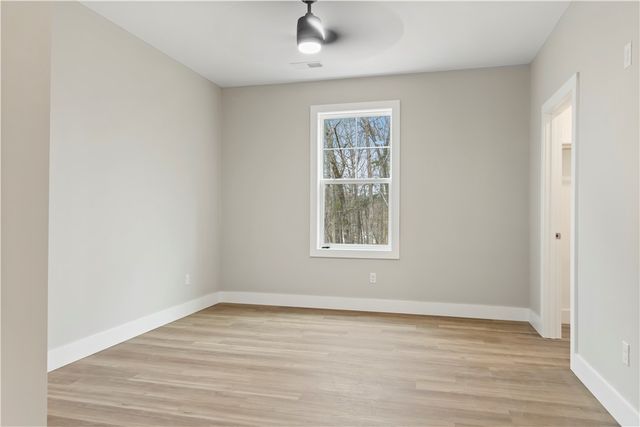 221 Cub Cove Drive, Walhalla, SC 29691