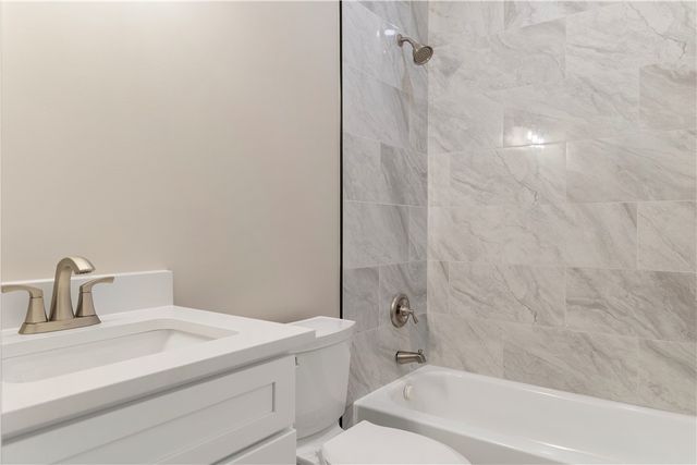 221 Cub Cove Drive, Walhalla, SC 29691