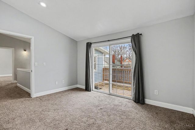 5708 Carothers, Cincinnati, OH 45227