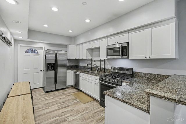 5708 Carothers, Cincinnati, OH 45227