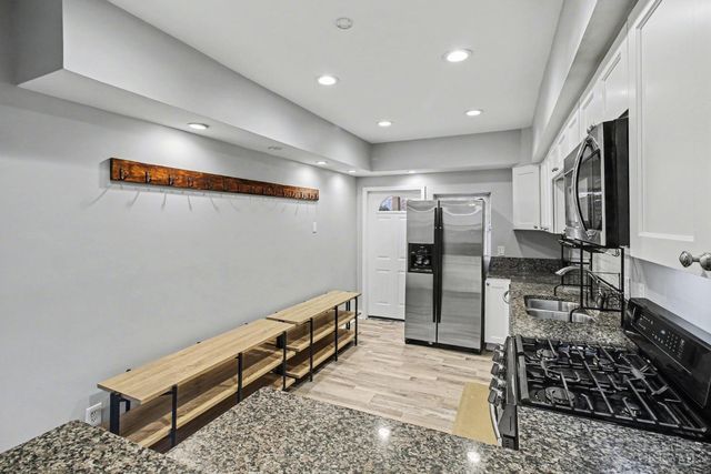 5708 Carothers, Cincinnati, OH 45227