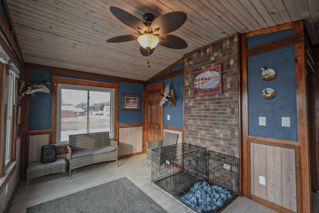 107 Hacker Street, Buffalo, IA 52726