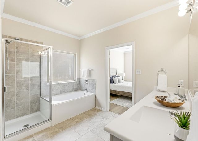 104 Golden Eagle LN, Leander, TX 78641