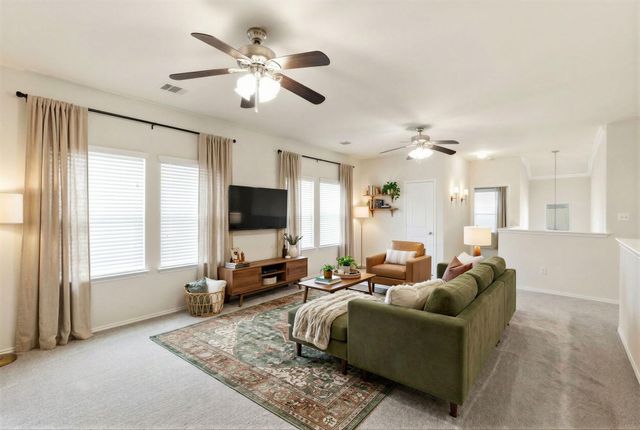 104 Golden Eagle LN, Leander, TX 78641