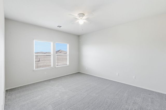 104 Golden Eagle LN, Leander, TX 78641