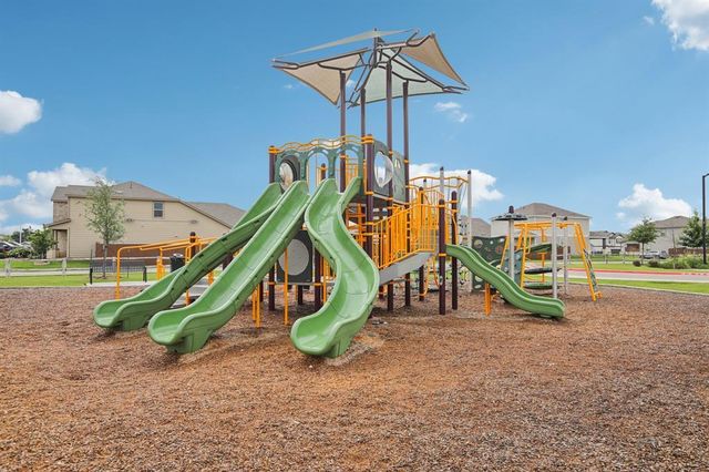 104 Golden Eagle LN, Leander, TX 78641