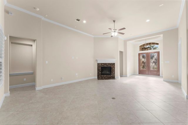 8 S Elderberry Trail, Montgomery, TX 77316