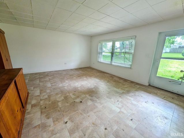 1901 W Riggin Road, Muncie, IN 47304