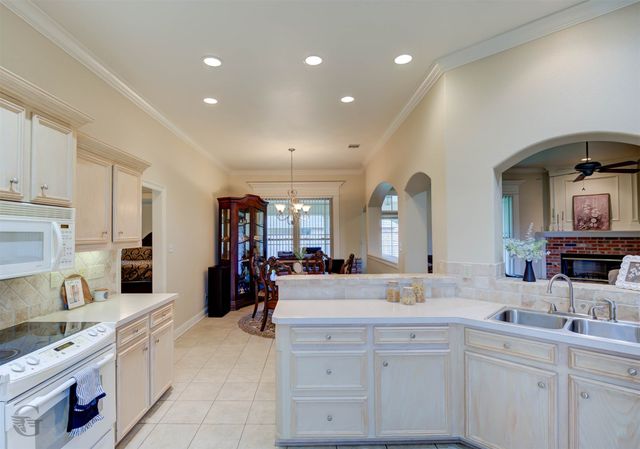 5062 Longstreet Place, Bossier City, LA 71112