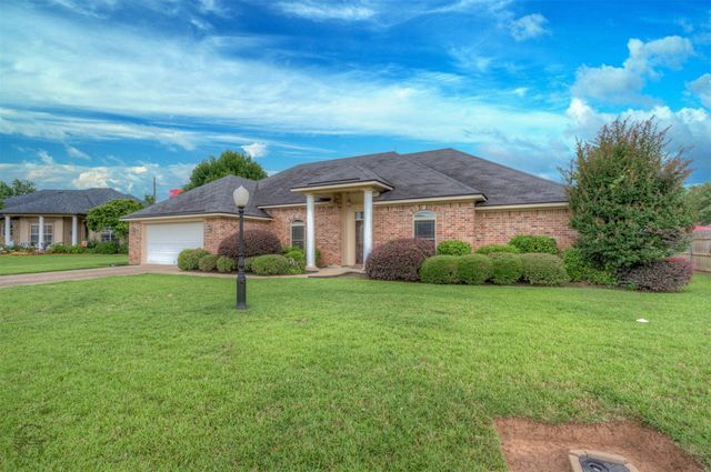 5062 Longstreet Place, Bossier City, LA 71112