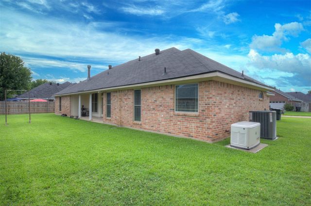 5062 Longstreet Place, Bossier City, LA 71112