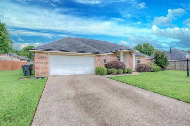 5062 Longstreet Place, Bossier City, LA 71112