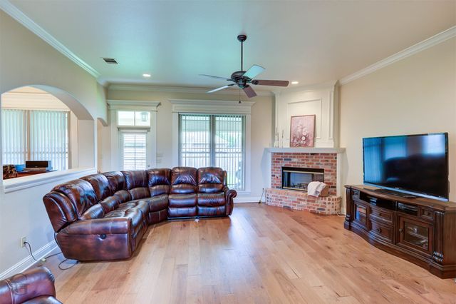 5062 Longstreet Place, Bossier City, LA 71112