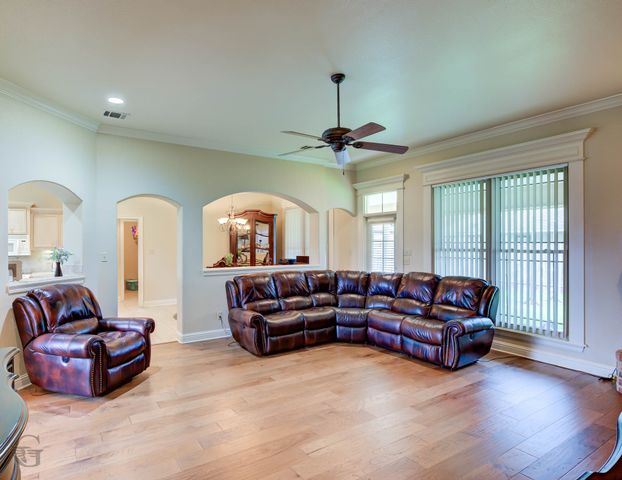 5062 Longstreet Place, Bossier City, LA 71112