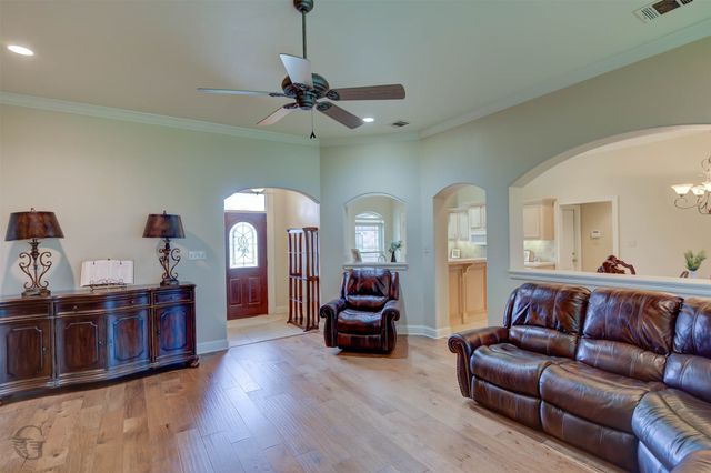 5062 Longstreet Place, Bossier City, LA 71112