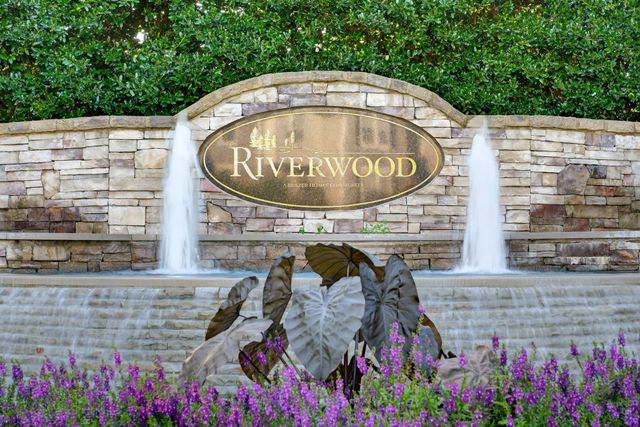 1300 Riverbirch Way, Hermitage, TN 37076