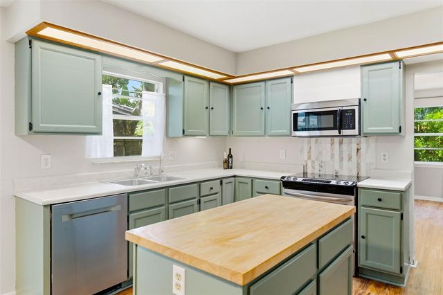 1304 TREETOP DRIVE, Palm Harbor, FL 34683