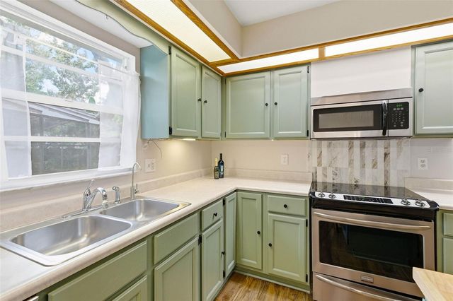 1304 TREETOP DRIVE, Palm Harbor, FL 34683