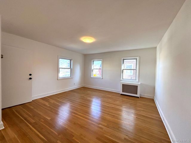 14 Chamberlain Avenue 1, Yonkers, NY 10704