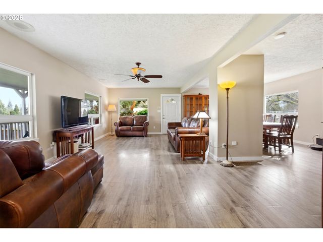 7375 Sw 185TH Ave, Beaverton, OR 97007