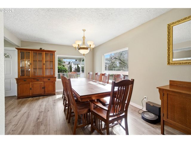 7375 Sw 185TH Ave, Beaverton, OR 97007