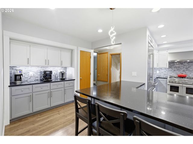 7375 Sw 185TH Ave, Beaverton, OR 97007