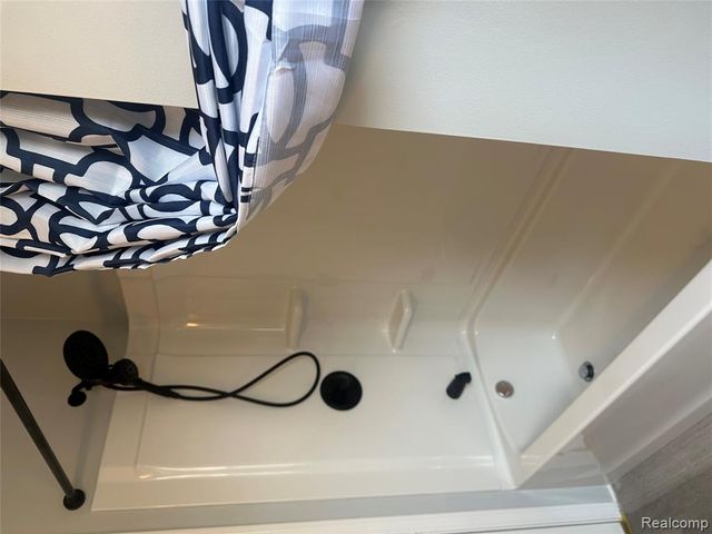 4803 Mildred Street, Wayne, MI 48184