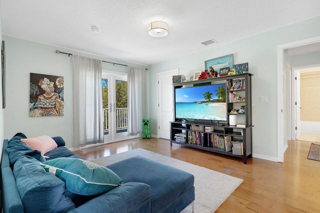 935 Saltwater Cir, St Augustine, FL 32080