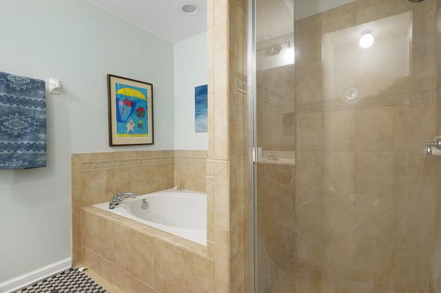 935 Saltwater Cir, St Augustine, FL 32080