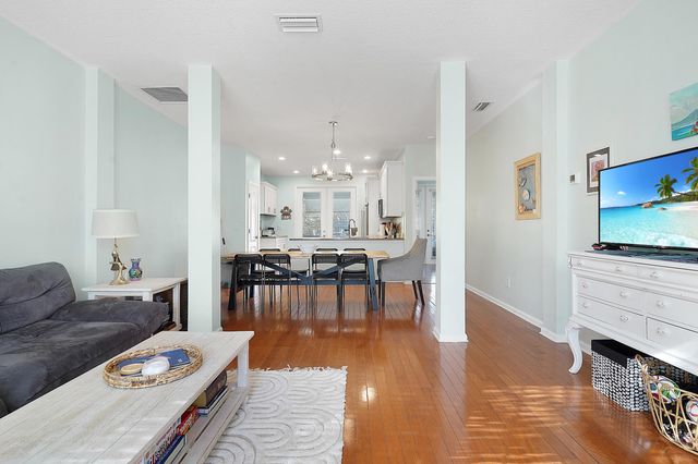 935 Saltwater Cir, St Augustine, FL 32080