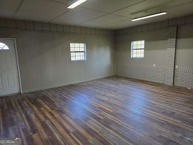 123 Preston Drive, Fitzgerald, GA 31750