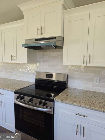 123 Preston Drive, Fitzgerald, GA 31750