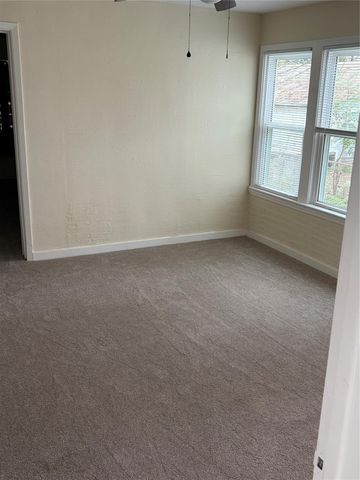 719 16th Avenue N, Texas City, TX 77590