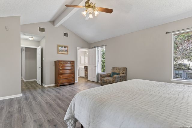4619 Spotted Oak Woods, San Antonio, TX 78249