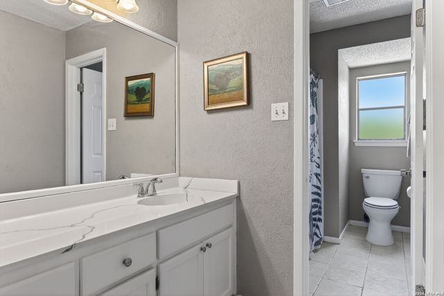 4619 Spotted Oak Woods, San Antonio, TX 78249